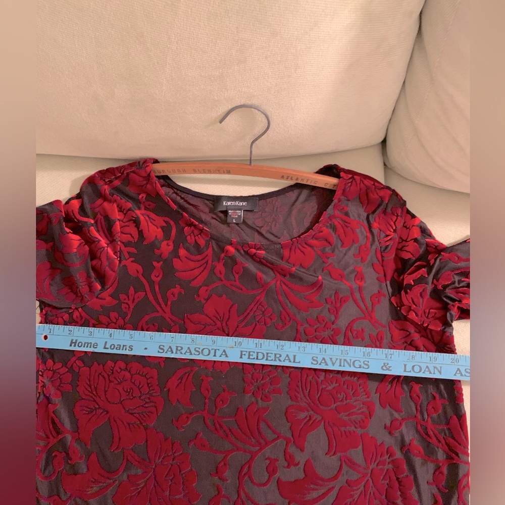Karen Kane Top Sz L Red Velvet Floral Over Sheer Black Burnout - Picture 7 of 9